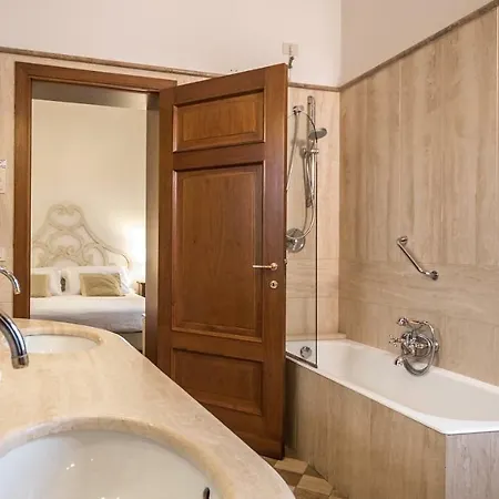 Bed & Business-100 Torri 4*